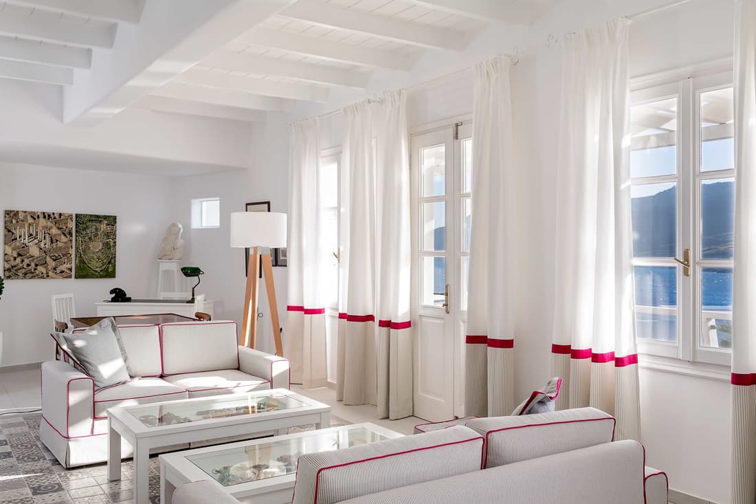 Archipelagos Hotel