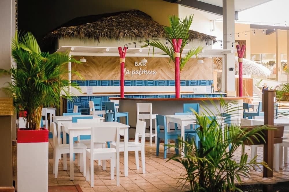 Fiesta Resort Central Pacific - All Inclusive