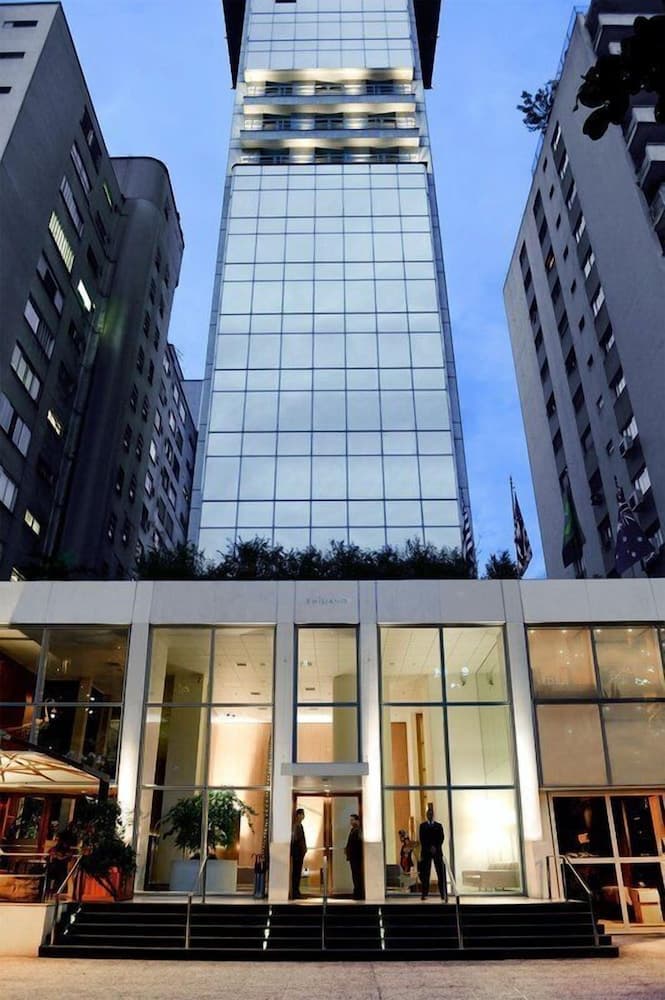 Hotel Emiliano