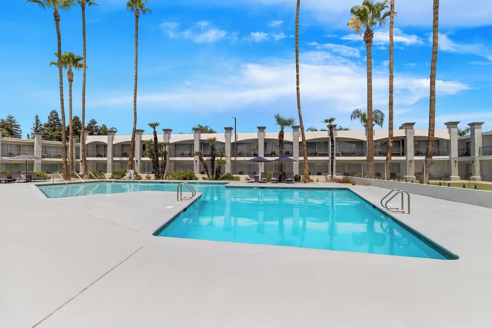 Hourglass Hotel, Trademark Collection by Wyndham