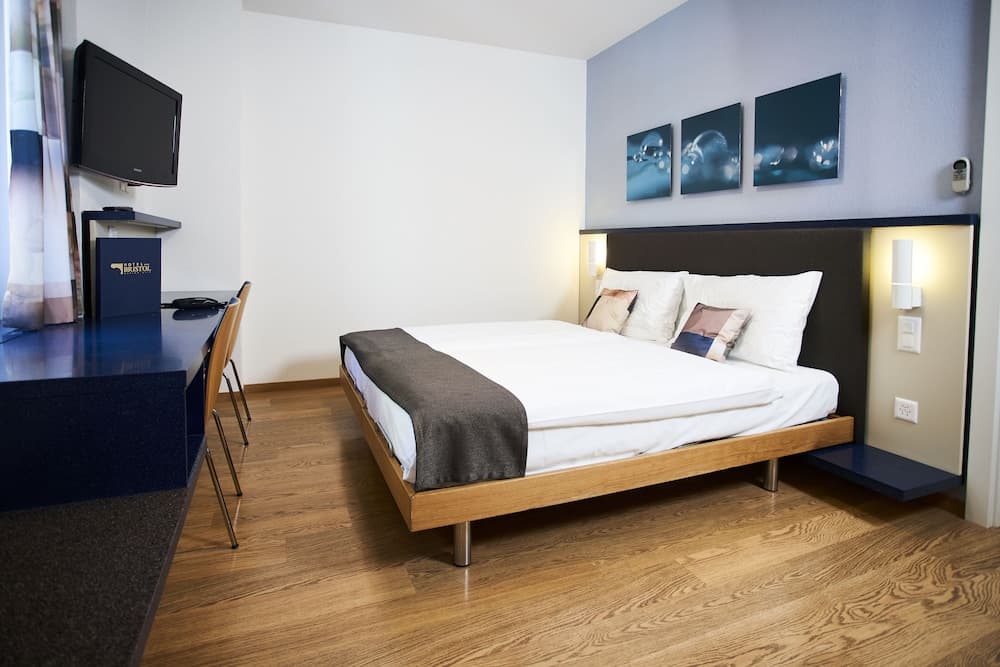 Bristol Hotel