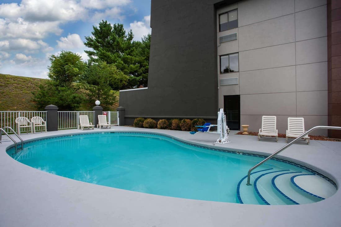 La Quinta Inn & Suites by Wyndham Roanoke Salem