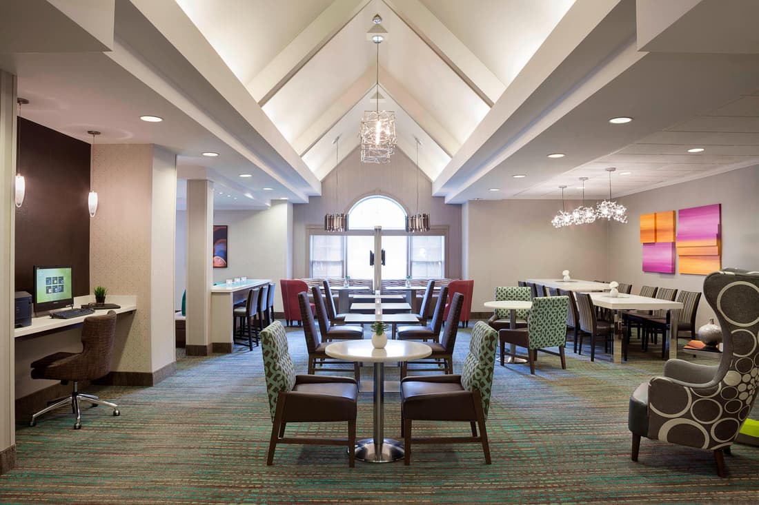 Cambridge Suites Mississauga
