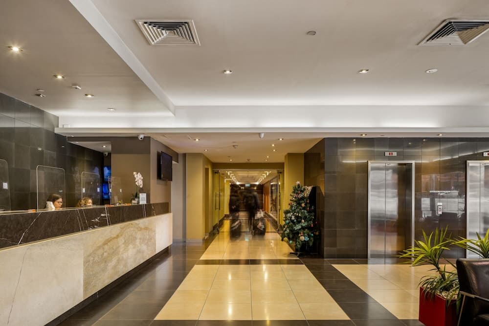 Atlantis Hotel, Melbourne