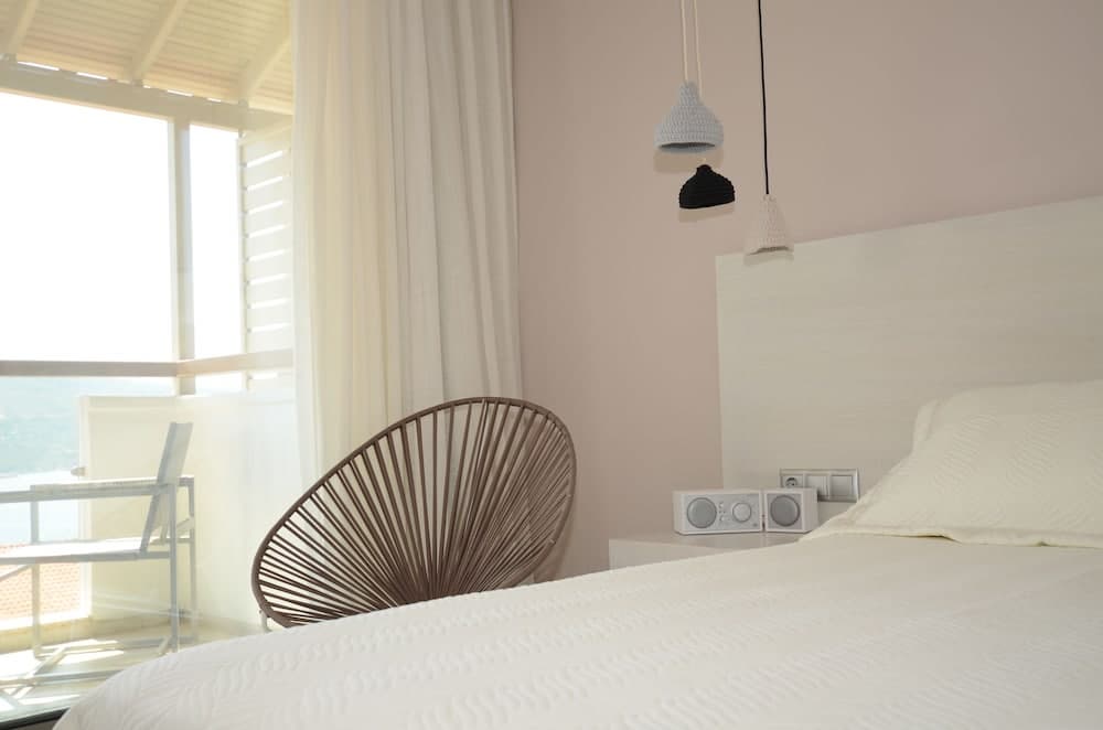 Ino Hotel & Suites