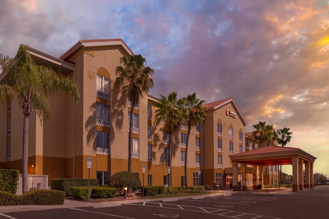 Comfort Inn & Suites Orlando North