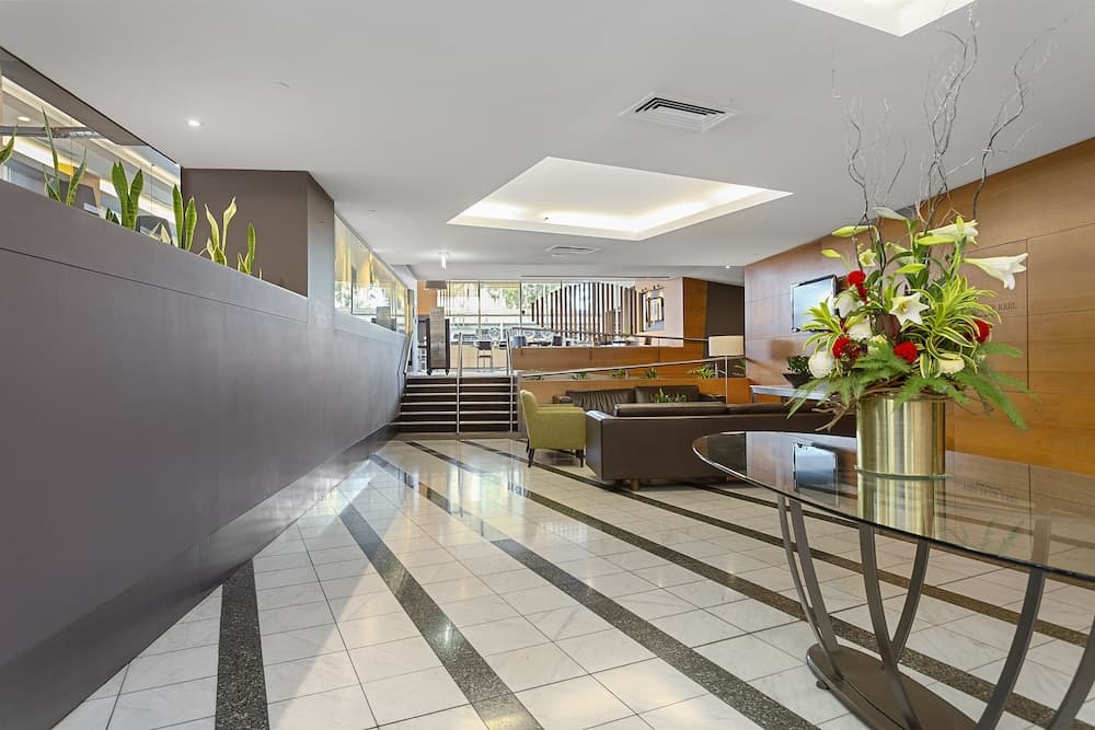 Clarion Suites Gateway