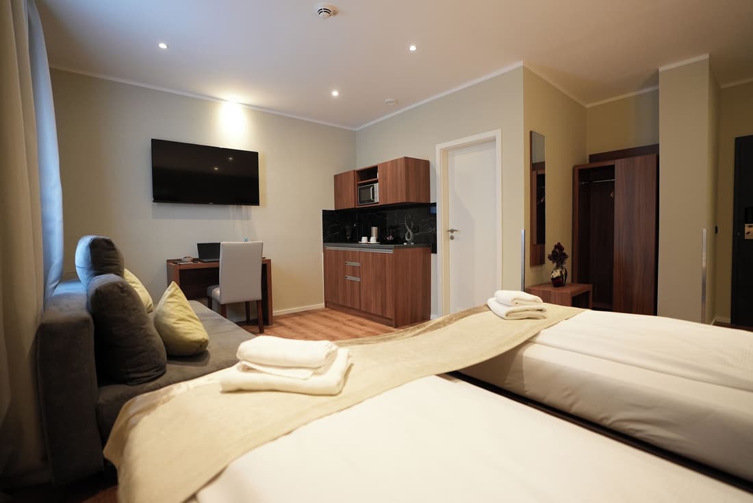Hotel Attaché by ANS