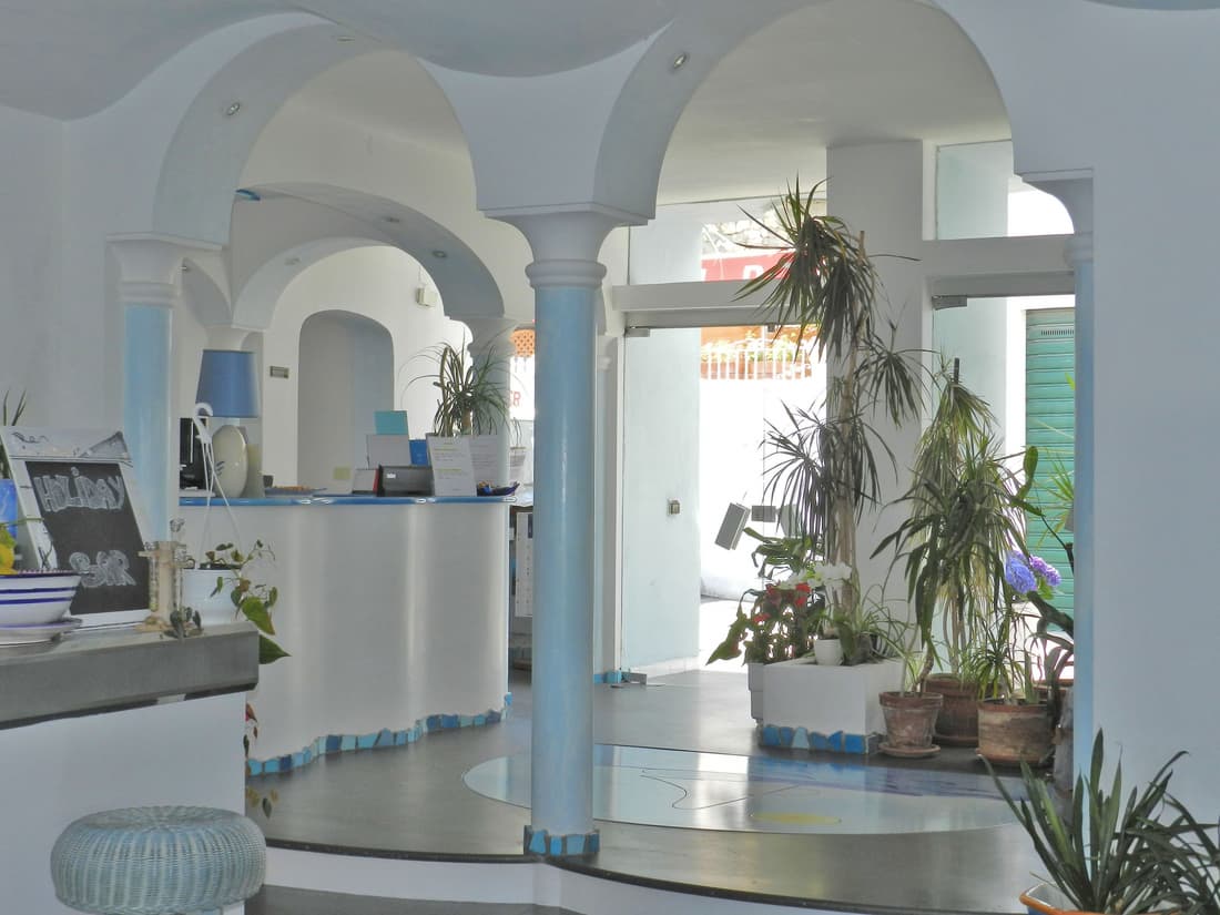 Hotel Holiday