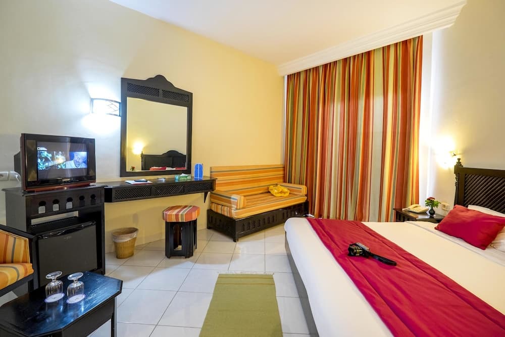 HOUDA YASMINE MARINA & SPA