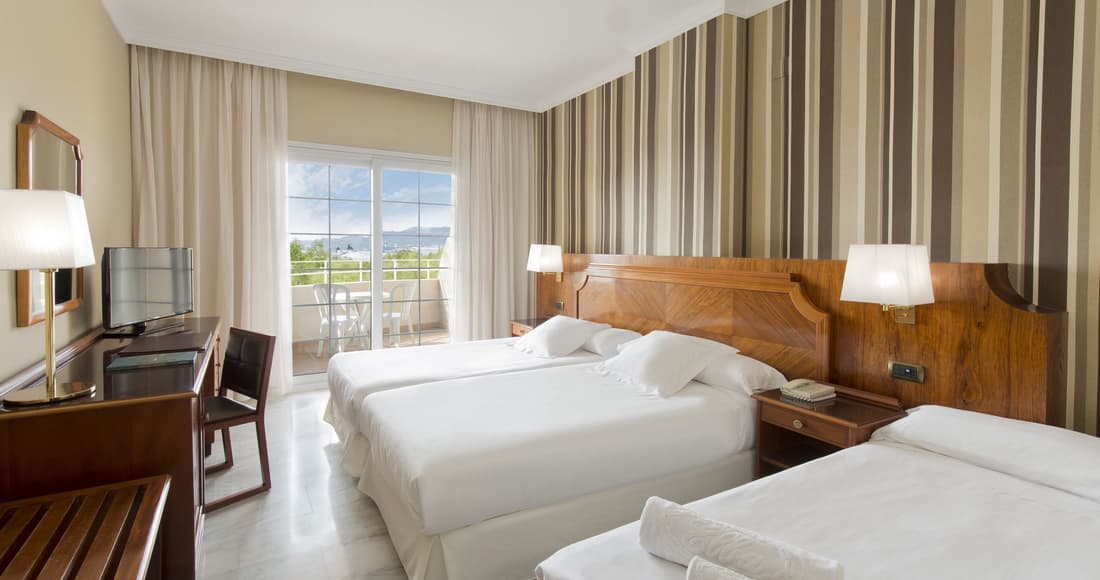 Elba Motril Beach & Business Resort