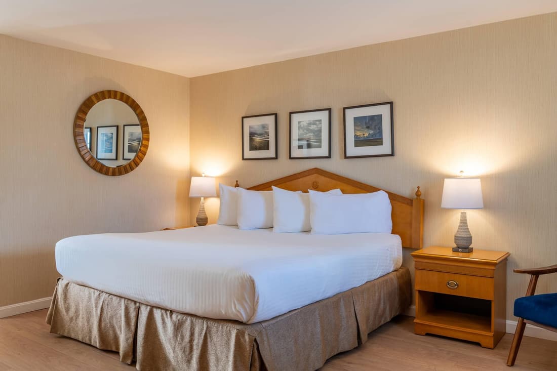 Port Inn and Suites Portsmouth, an Ascend Collection Hotel