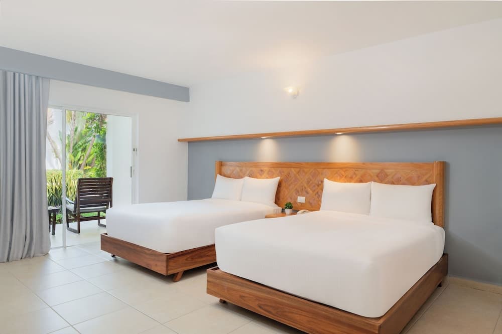 Beachscape Kin ha Villas & Suites