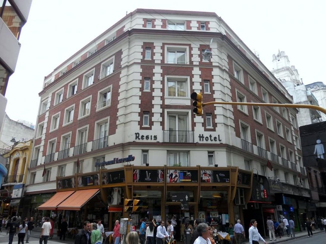 Regis Orho Hotel