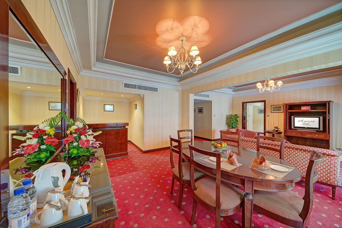 Ascot Hotel