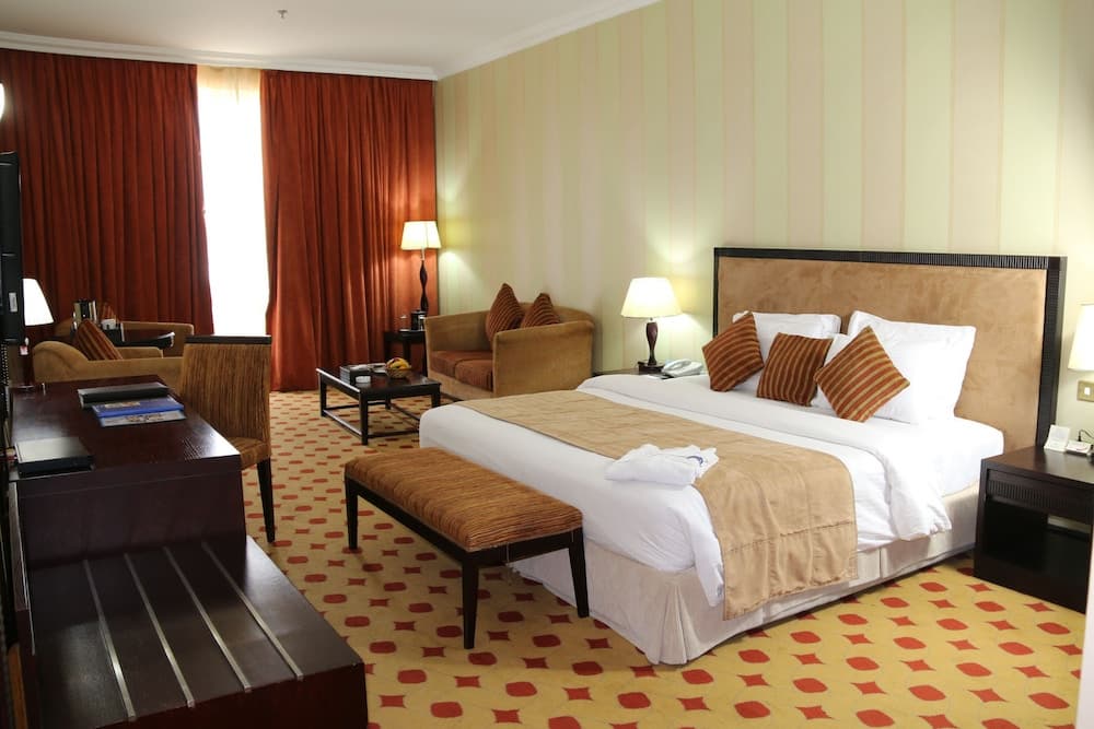 Grand Continental Hotel