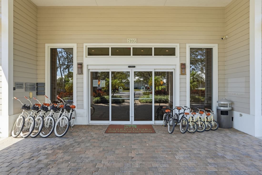 GreenLinks Golf Villas at Lely Resort