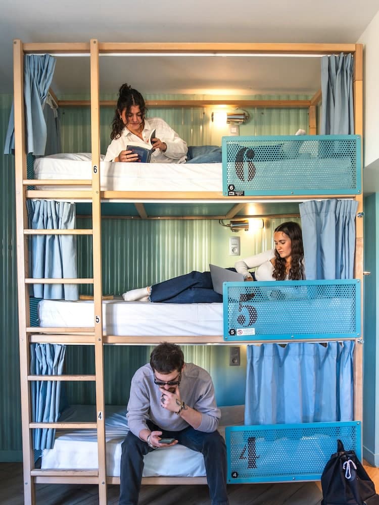 Hostel Ozz Nice