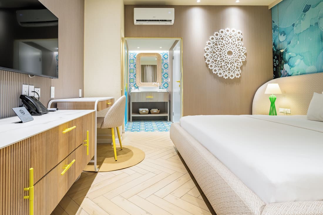 Trupial Hotel & Casino