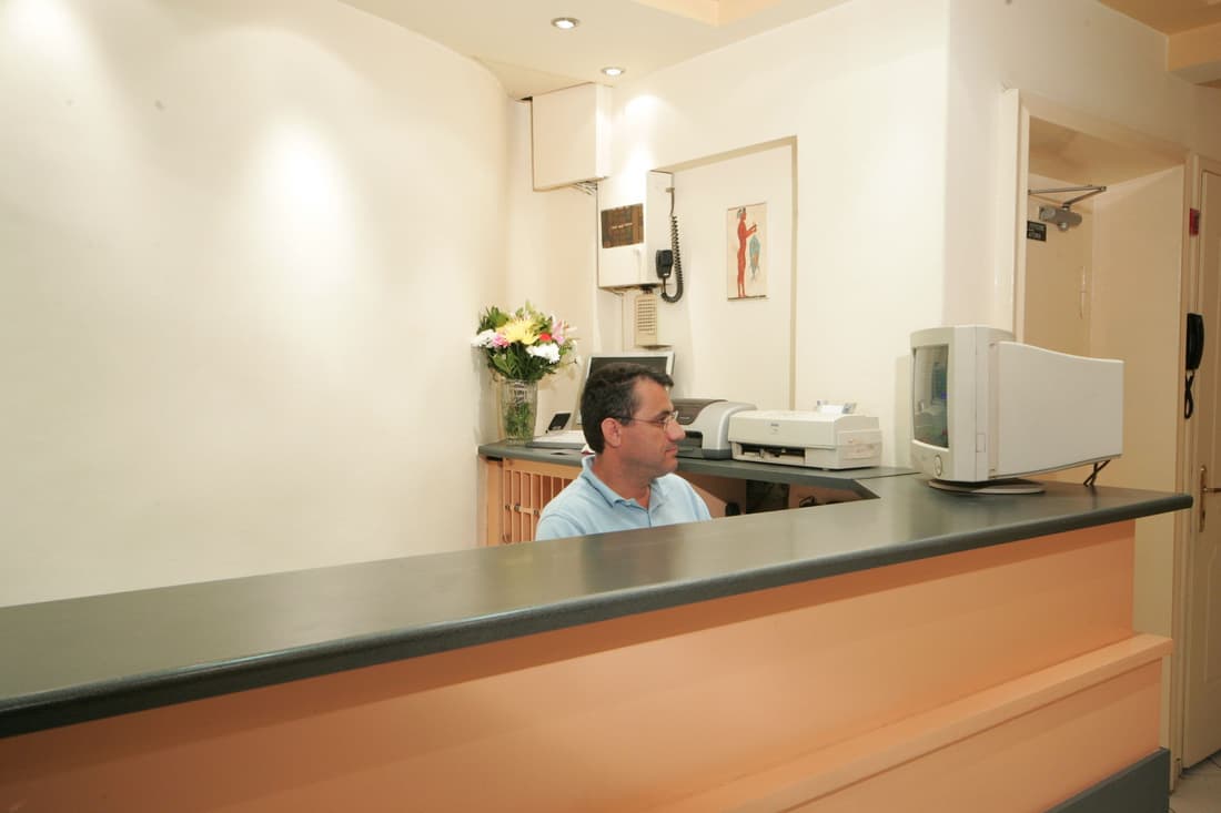 Alma Hotel