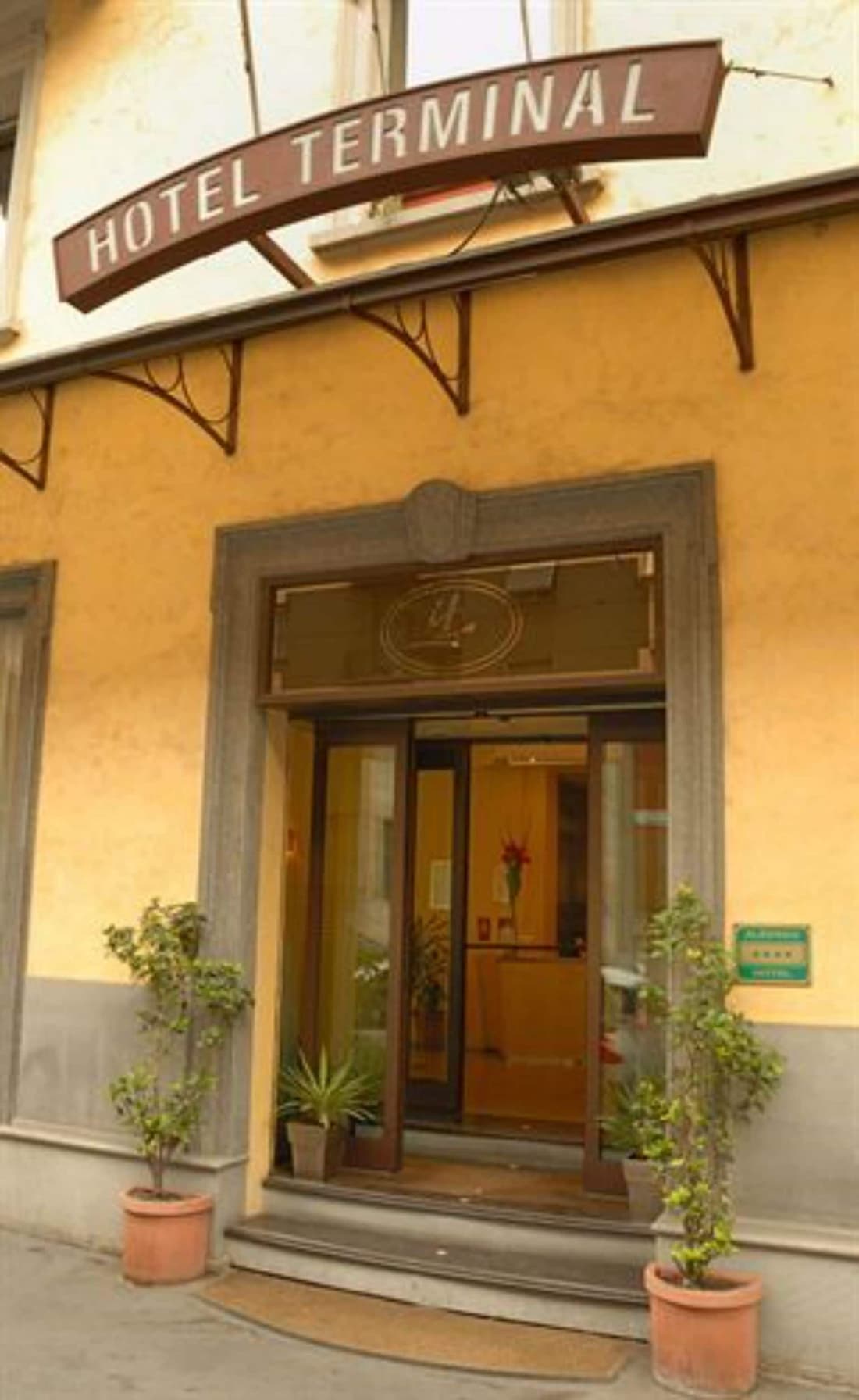 Terminal Hotel