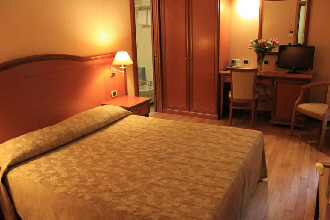 Terminal Hotel
