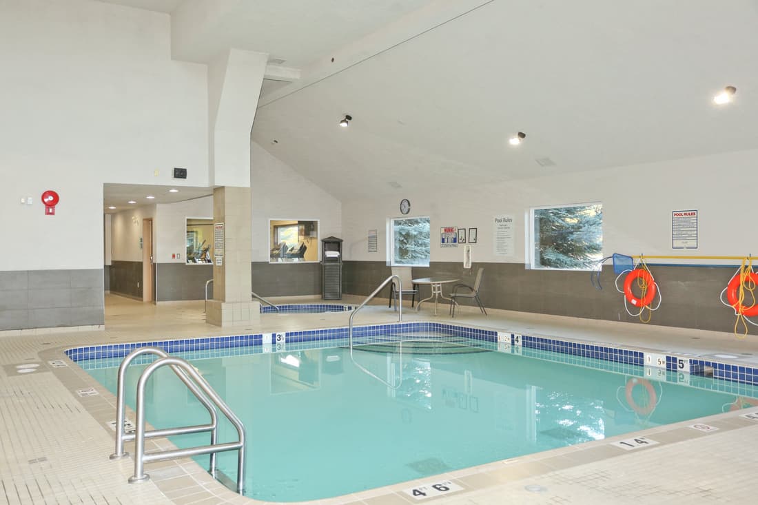 Holiday Inn Express & Suites - Vernon by IHG