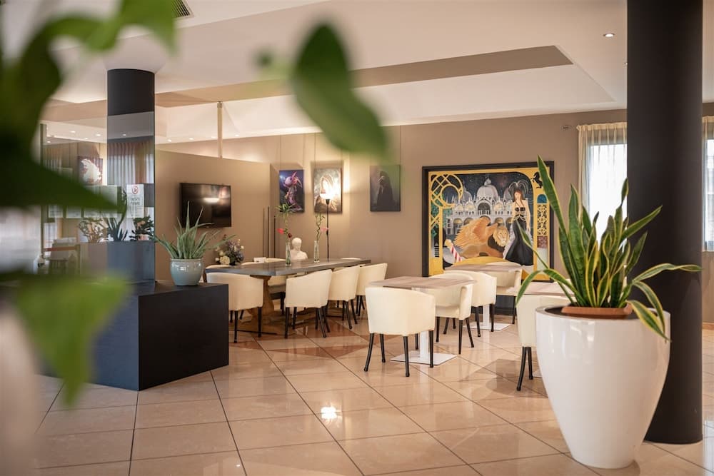 Noventa Hotel