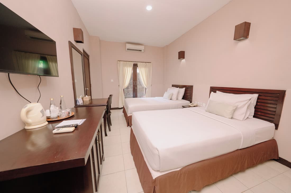 Grand Santhi Hotel