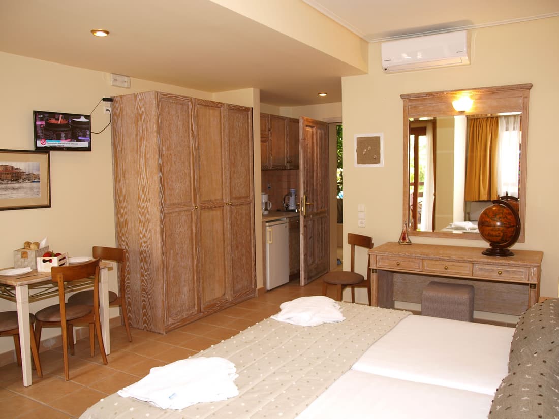 Mylos Hotel Apartments