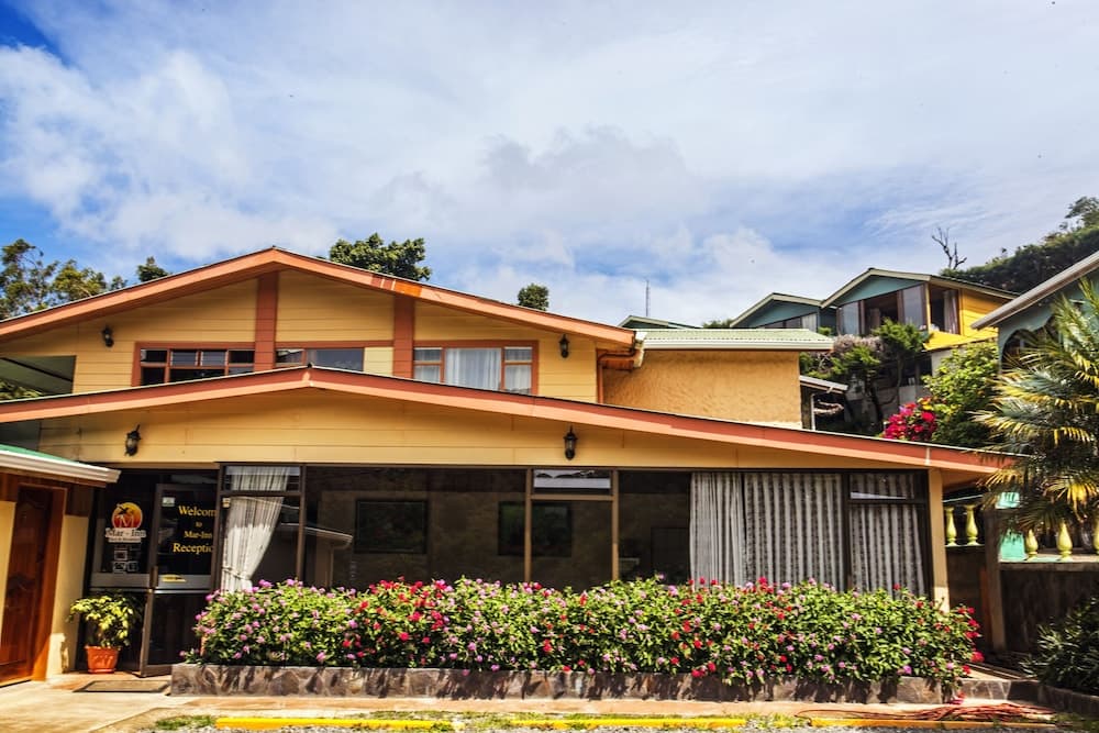 Mar Inn Bed & Breakfast