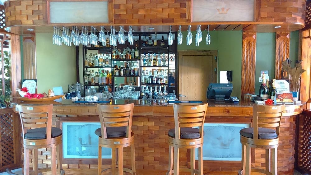 Crown Beach Hotel