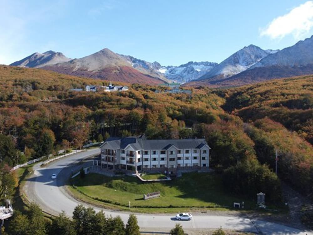 Altos Ushuaia Hotel & Resto