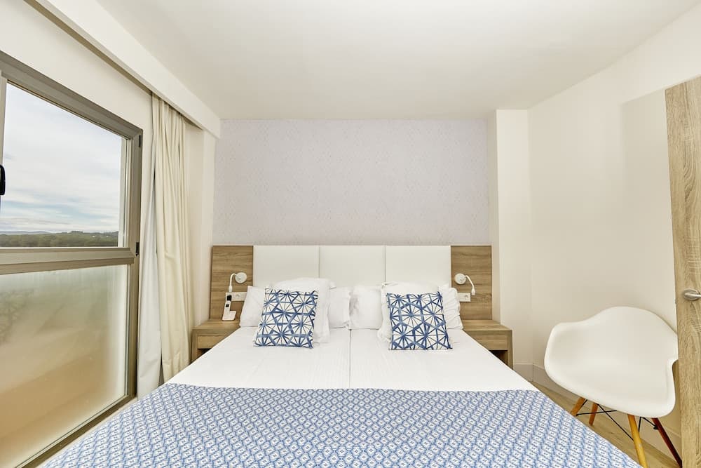 Leonardo Royal & Suites hotel Ibiza Santa Eulalia