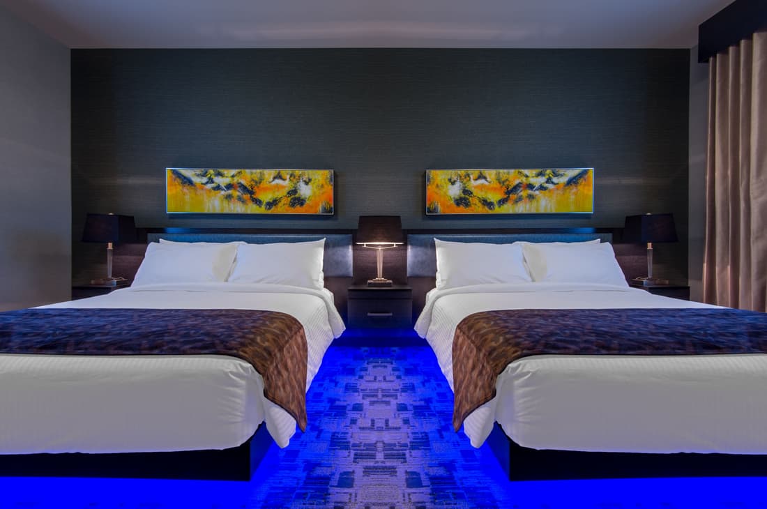 Applause Hotel by CLIQUE