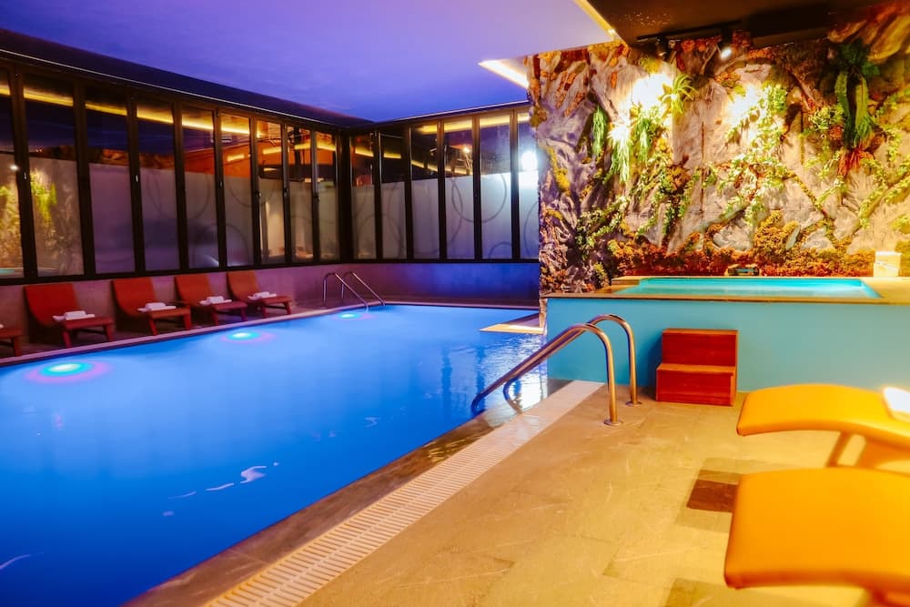 Hotel Kocibelli Pool SPA