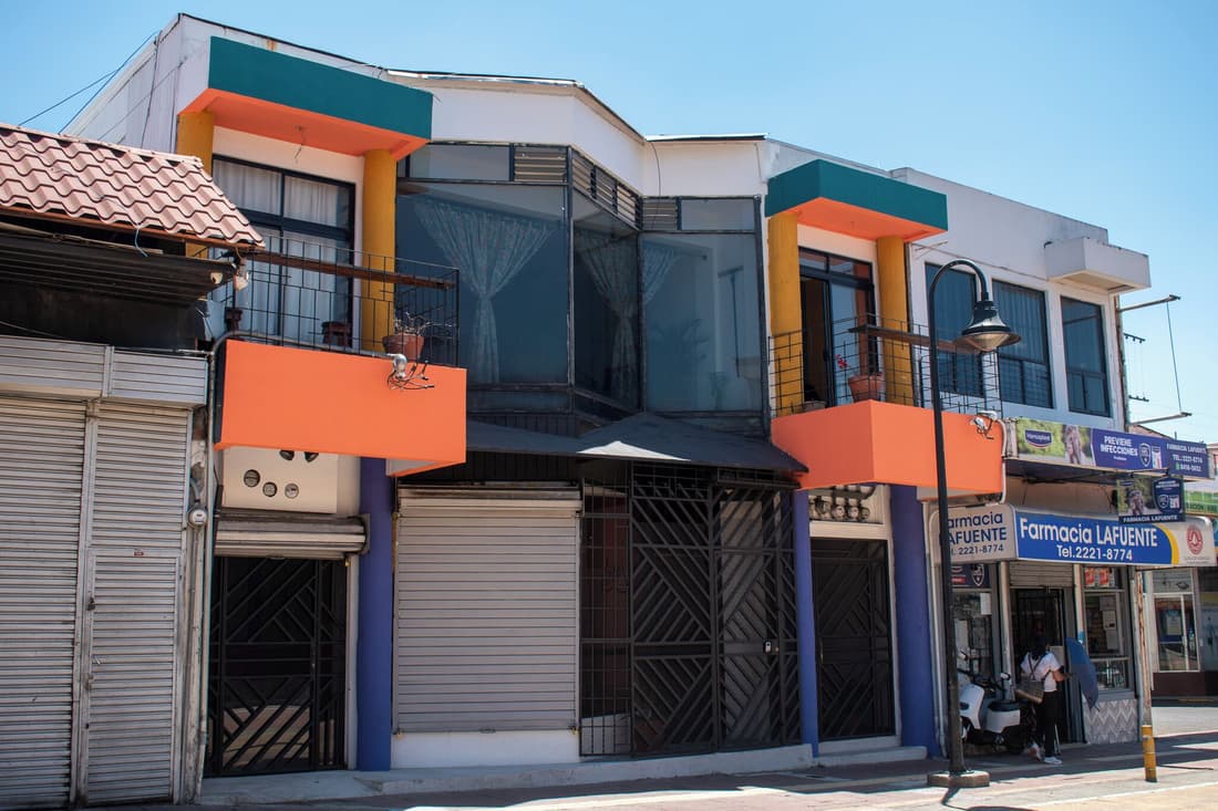 Lolas Hostal