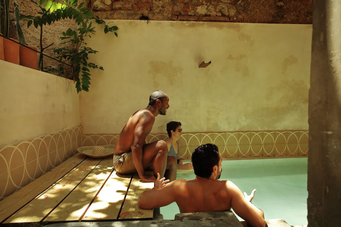 FIXIE LOFTS - Colonial Villa Suites with Pool