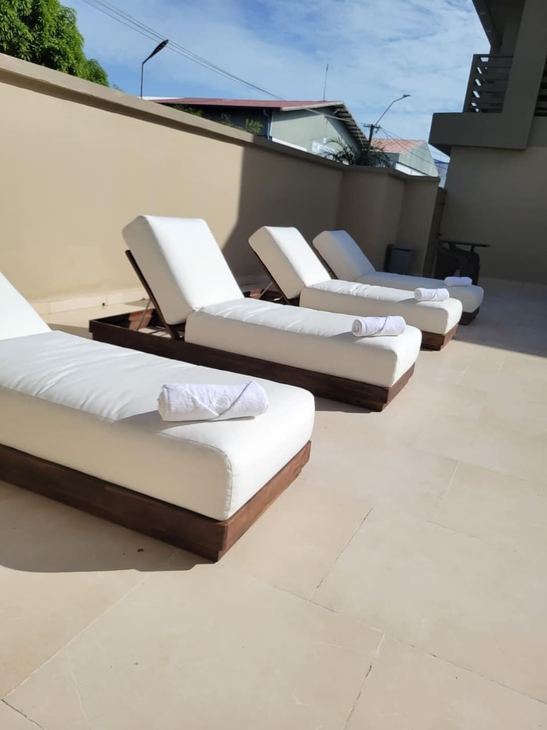 Empire 1 Celinastraat Paramaribo