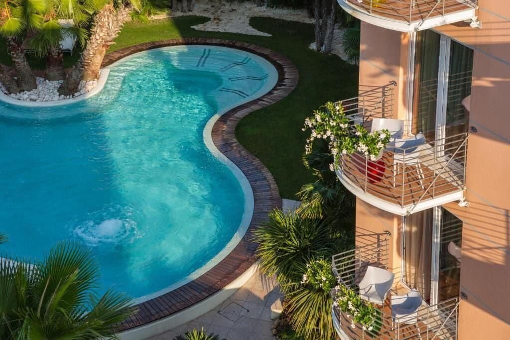 Color Hotel Style, Design & Gourmet