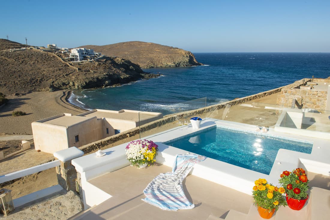 Myrsini's Luxury Suites