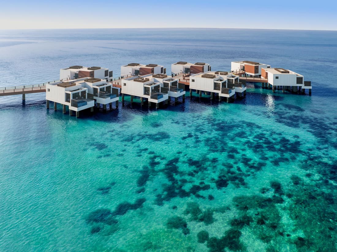 Bab Al Nojoum Hudayriyat Villas