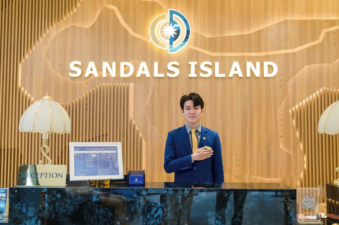 Sandals Island Hotel
