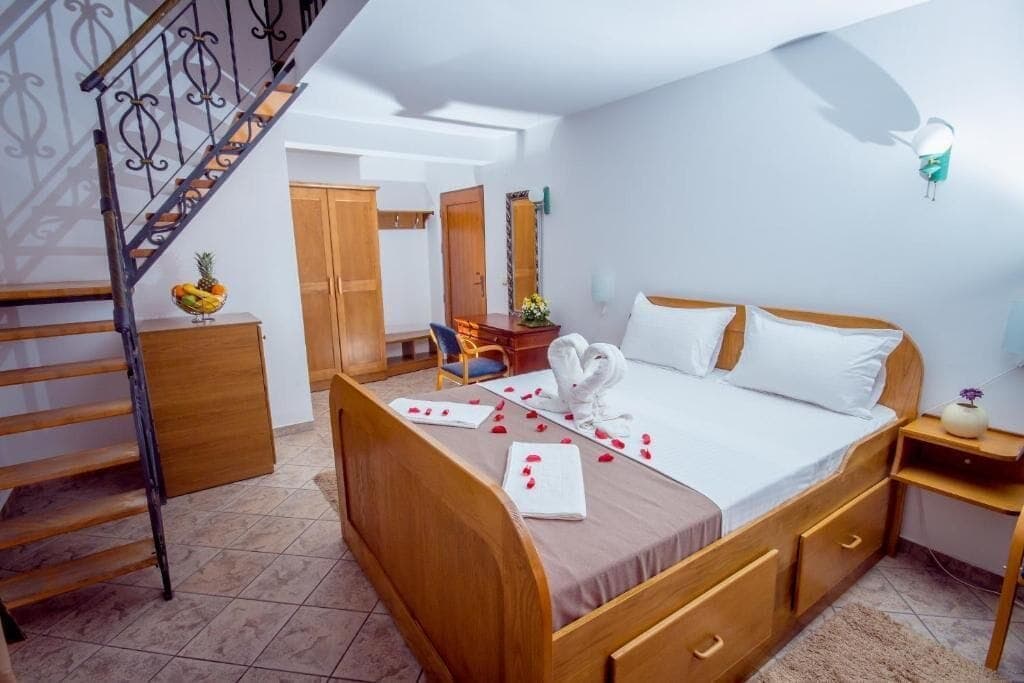 Pharos Hotel
