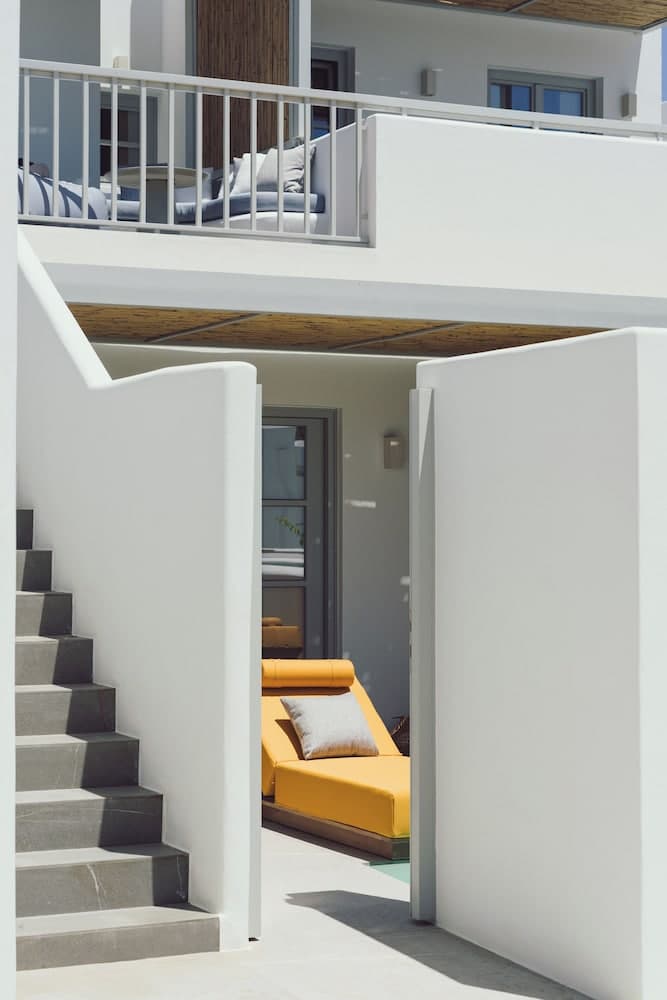 Mr and Mrs White Paros Suites and more