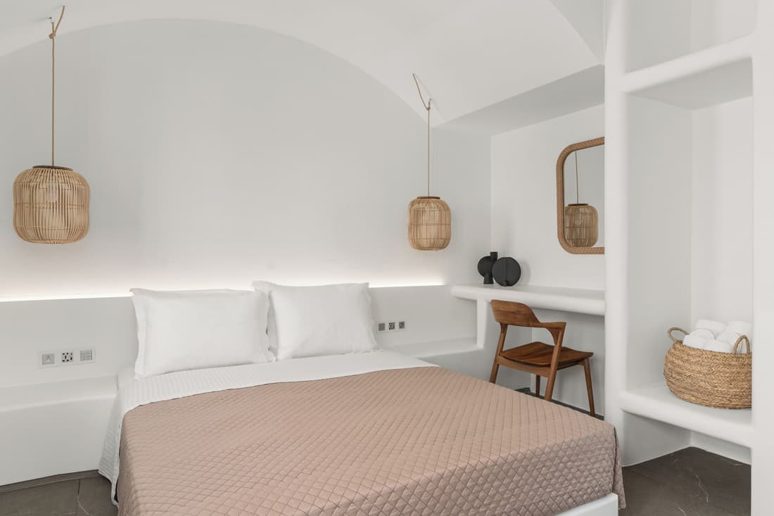 Mr and Mrs White Paros Suites and more