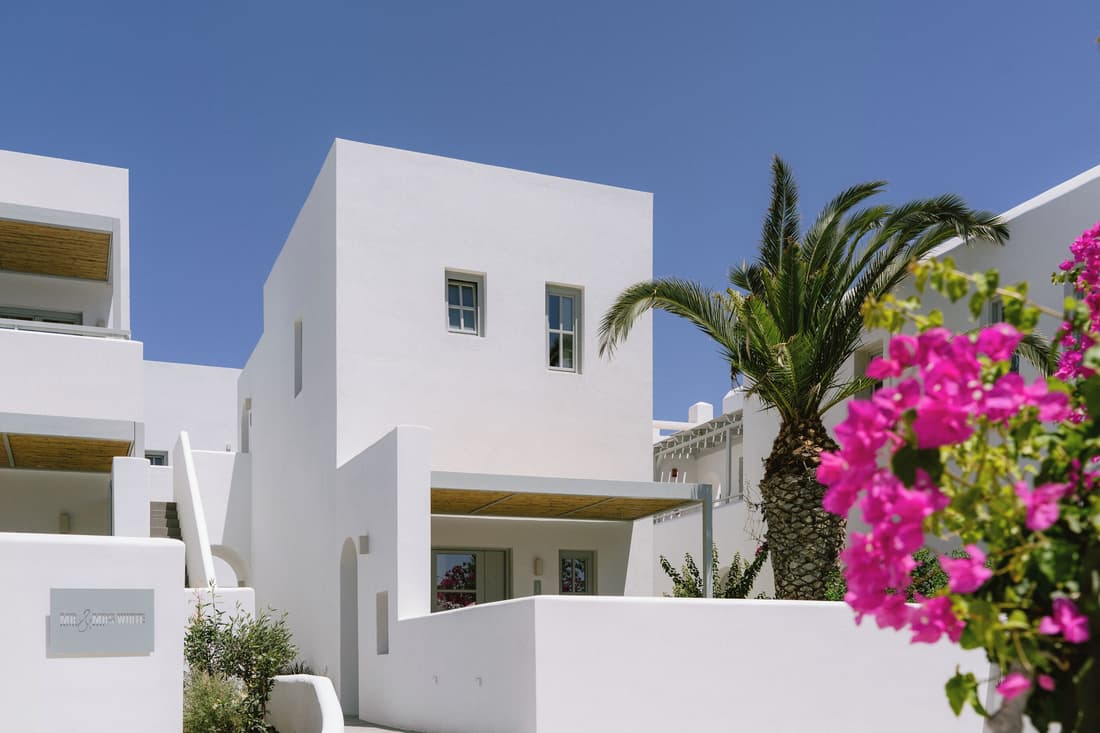 Mr and Mrs White Paros Suites and more