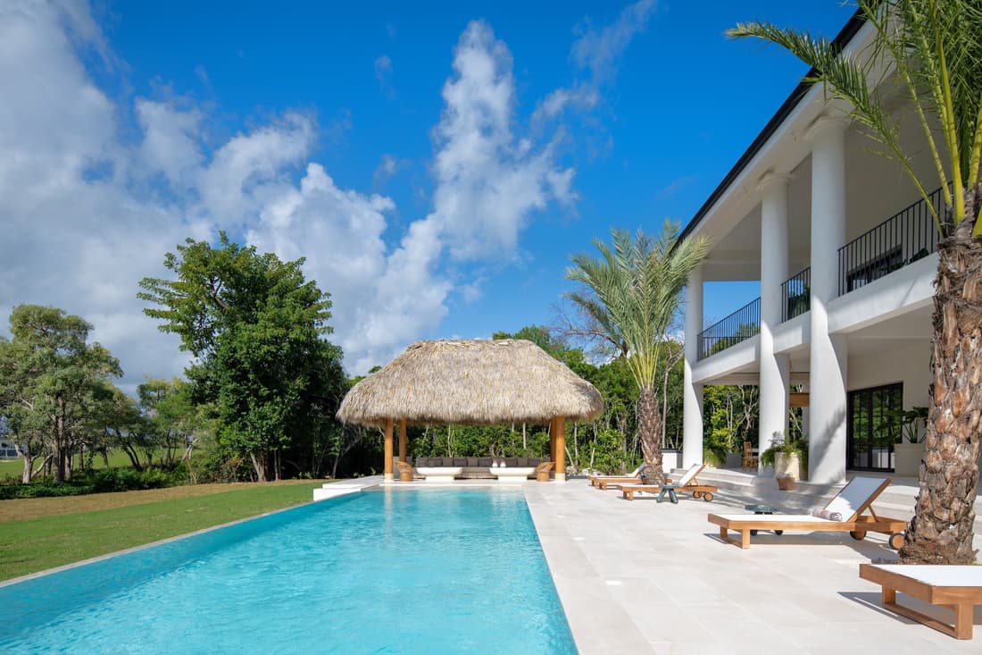 Villa Escondida by Lumina