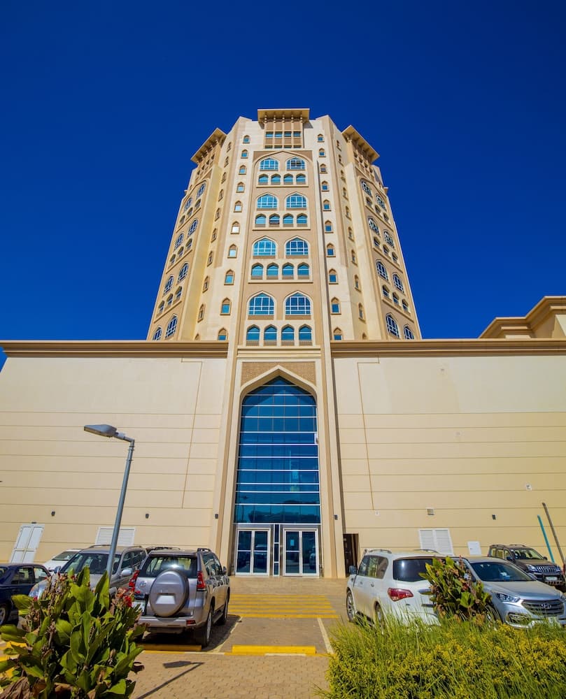 NIAMEY MALL & RESIDENCE