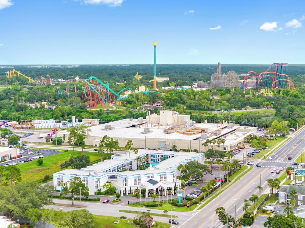 OASIS BAY SUITES, Tampa, Busch Gardens, USF
